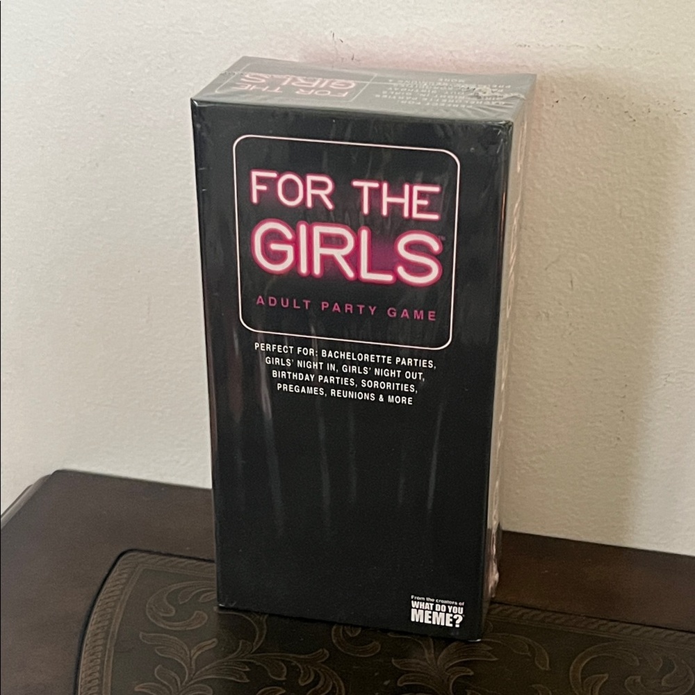 Target For The Girls Adult Party Game - Black and Pink